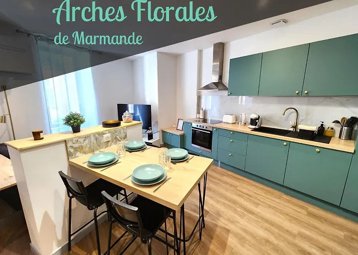 Arches Florales De Marmande